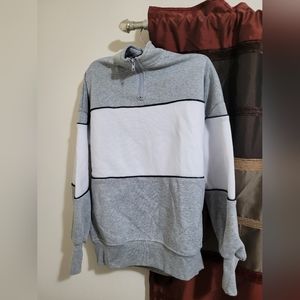 (Used) Ardene White & Gray Sweater